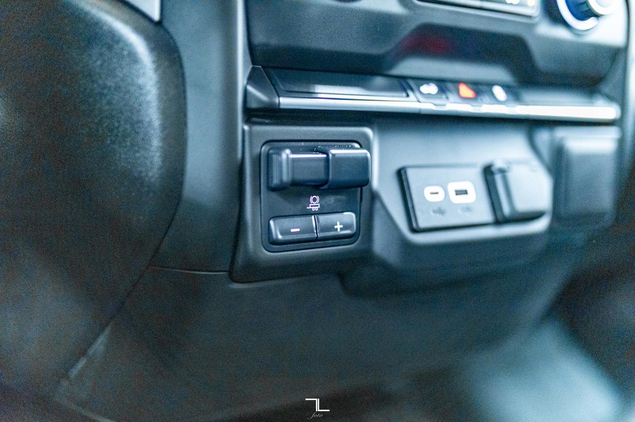 2022 Chevrolet Silverado 2500HD 4x4 Crew Cab Custom BCam Red Deer AB