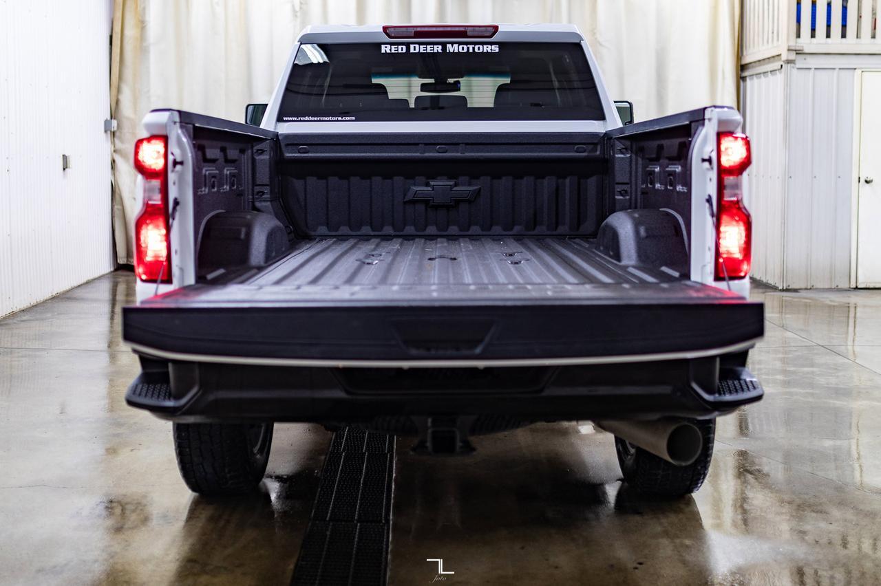 2022 Chevrolet Silverado 2500HD 4x4 Crew Cab Custom Diesel BCam Red Deer AB
