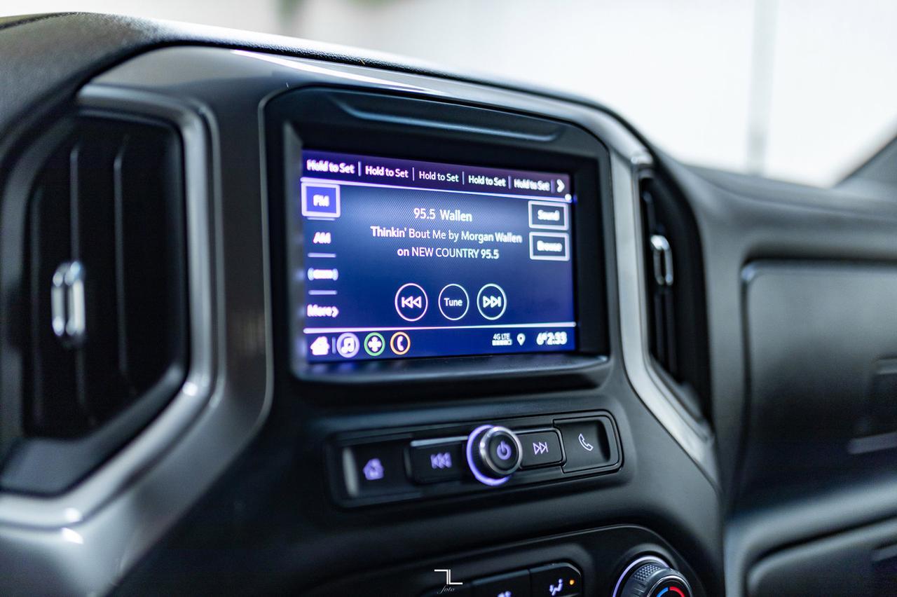 2022 Chevrolet Silverado 2500HD 4x4 Crew Cab Custom Diesel BCam Red Deer AB