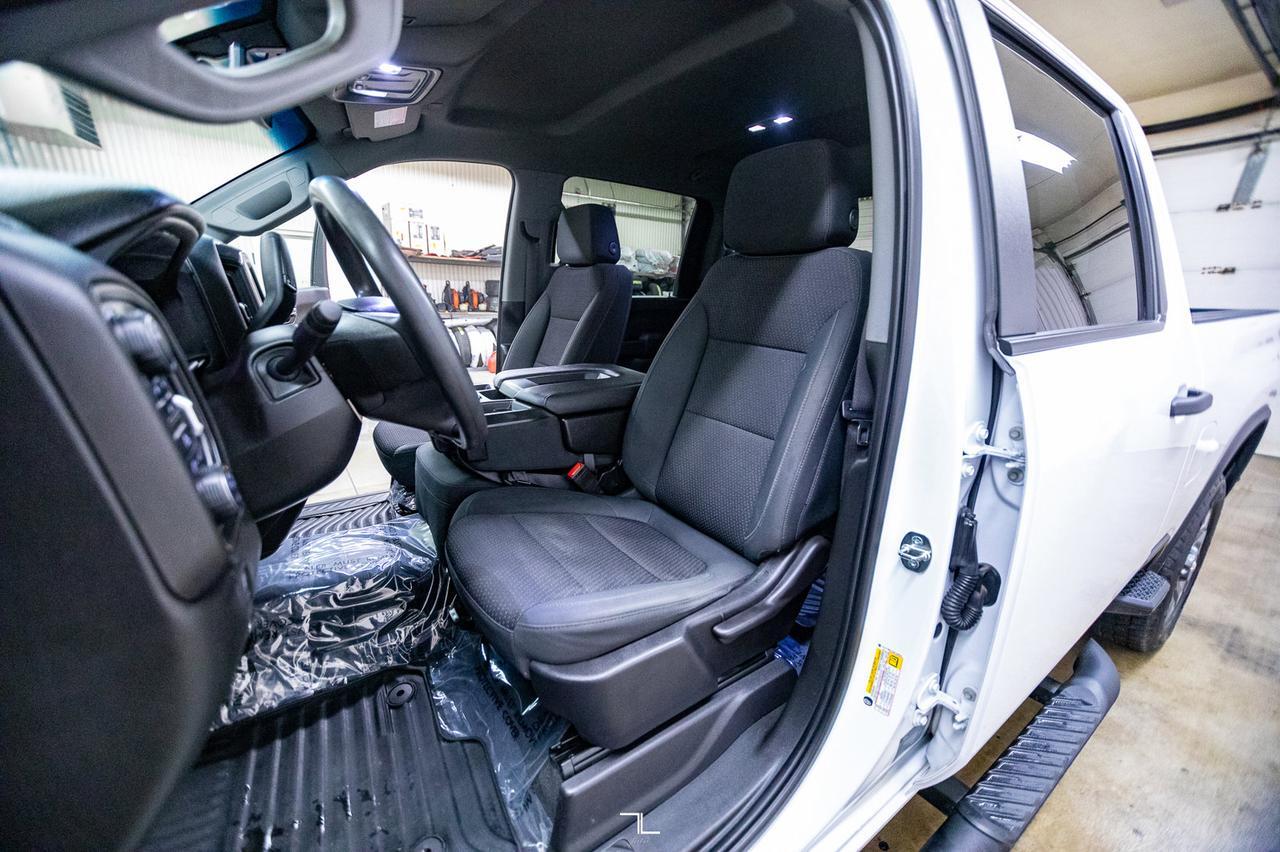 2022 Chevrolet Silverado 2500HD 4x4 Crew Cab Custom Diesel BCam Red Deer AB