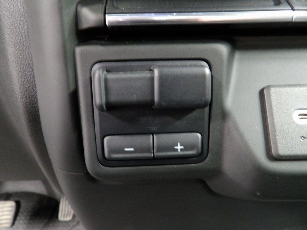 2022 Chevrolet Silverado 2500HD 4x4 Crew Cab Custom Fond du Lac WI