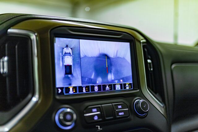 2022 Chevrolet Silverado 2500HD 4x4 Crew Cab High Country Diesel Leather Roof Nav 4" Lift Red Deer AB