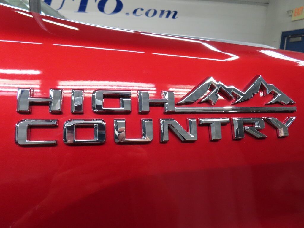2022 Chevrolet Silverado 2500HD 4x4 Crew Cab High Country Fond du Lac WI