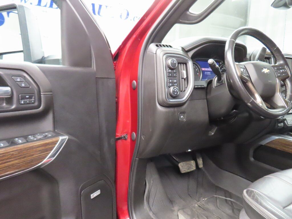 2022 Chevrolet Silverado 2500HD 4x4 Crew Cab High Country Fond du Lac WI