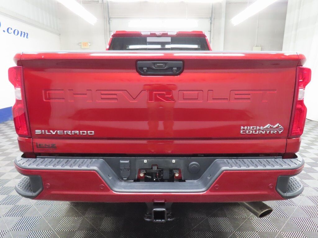 2022 Chevrolet Silverado 2500HD 4x4 Crew Cab High Country Fond du Lac WI