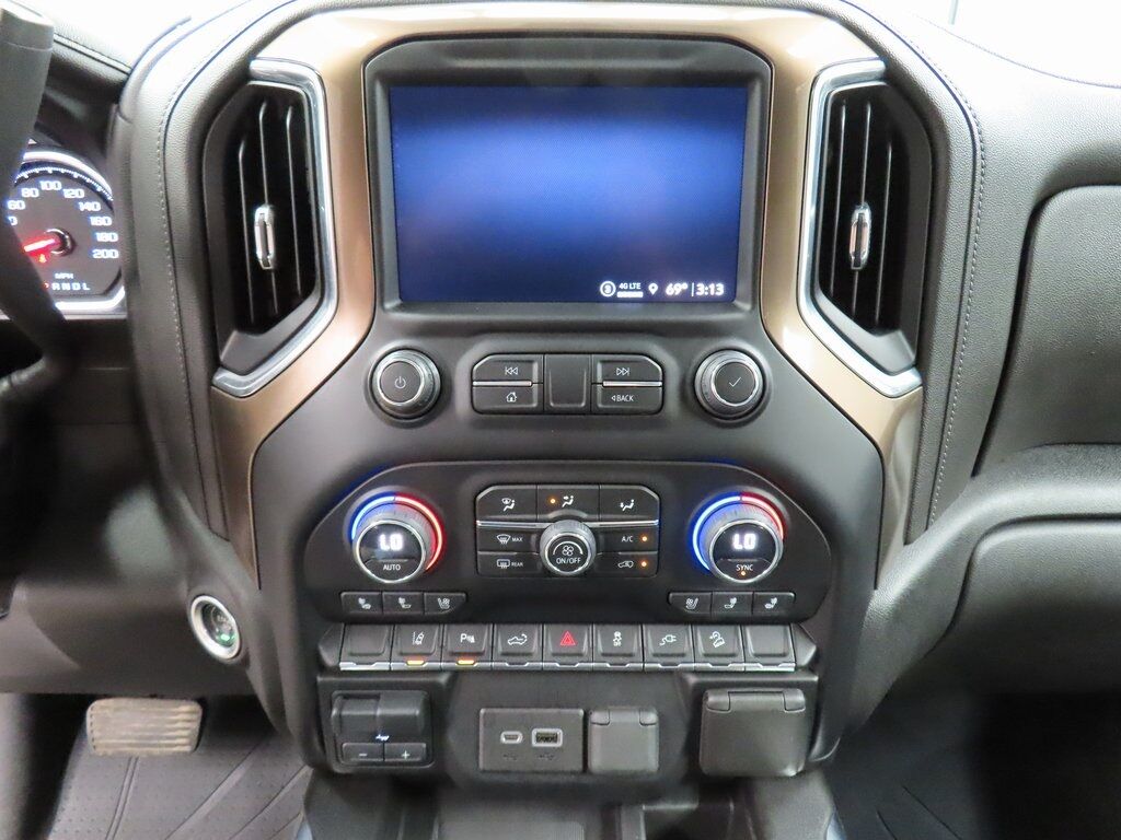2022 Chevrolet Silverado 2500HD 4x4 Crew Cab High Country Fond du Lac WI