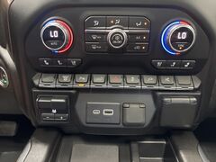 2022 Chevrolet Silverado 2500HD 4x4 Crew Cab High Country Fond du Lac WI