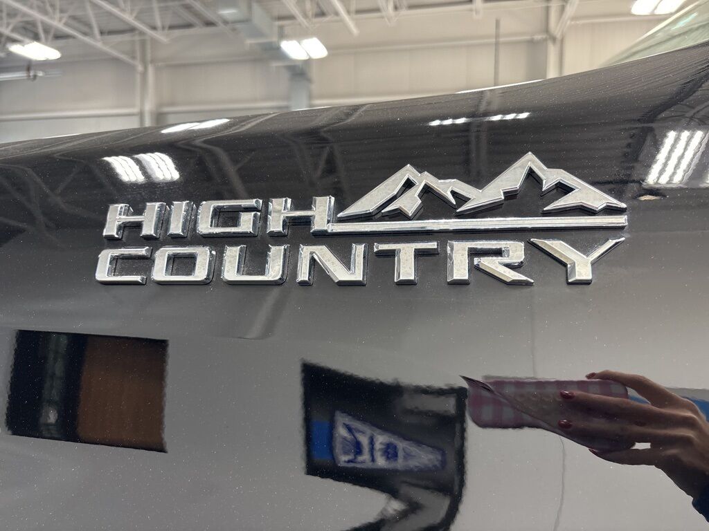 2022 Chevrolet Silverado 2500HD 4x4 Crew Cab High Country Minocqua WI