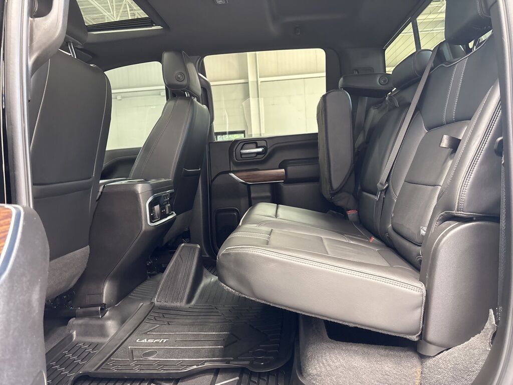 2022 Chevrolet Silverado 2500HD 4x4 Crew Cab High Country Minocqua WI