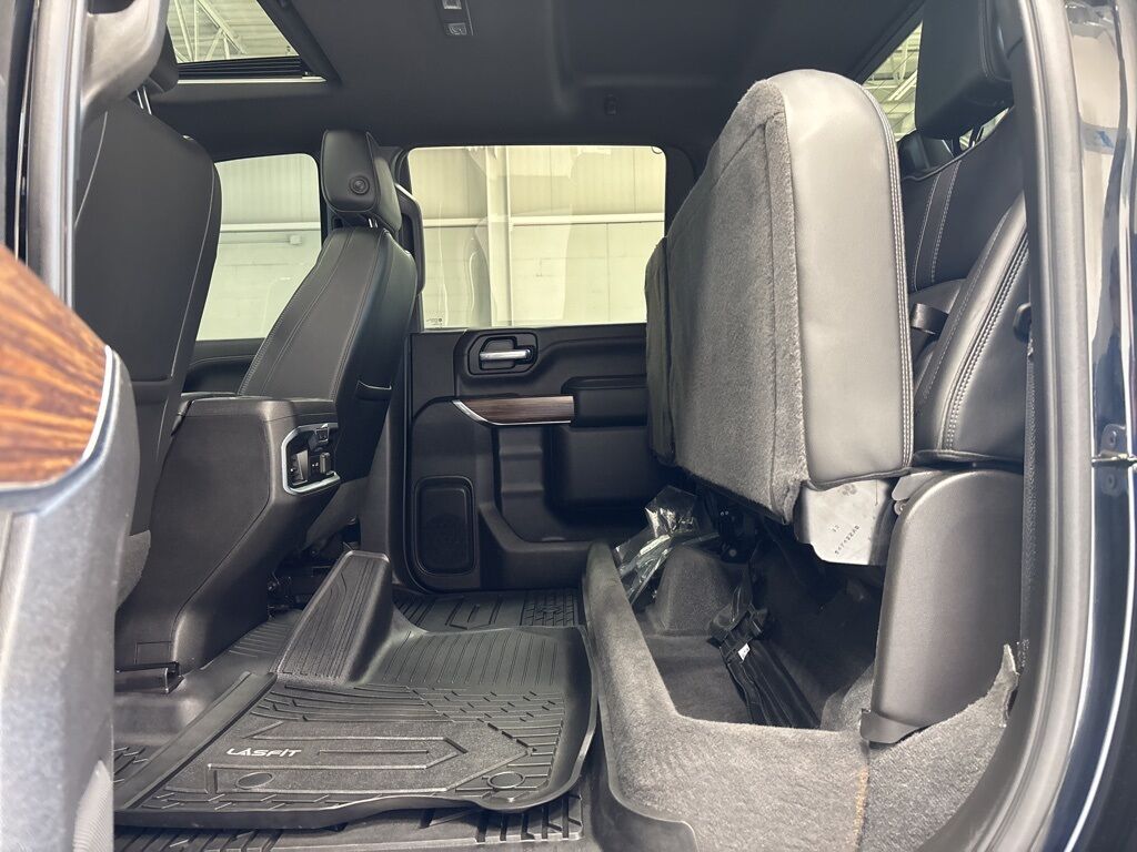 2022 Chevrolet Silverado 2500HD 4x4 Crew Cab High Country Minocqua WI