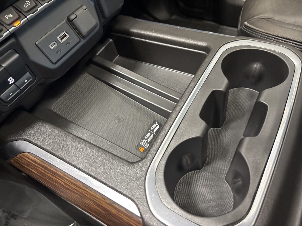 2022 Chevrolet Silverado 2500HD 4x4 Crew Cab High Country Minocqua WI