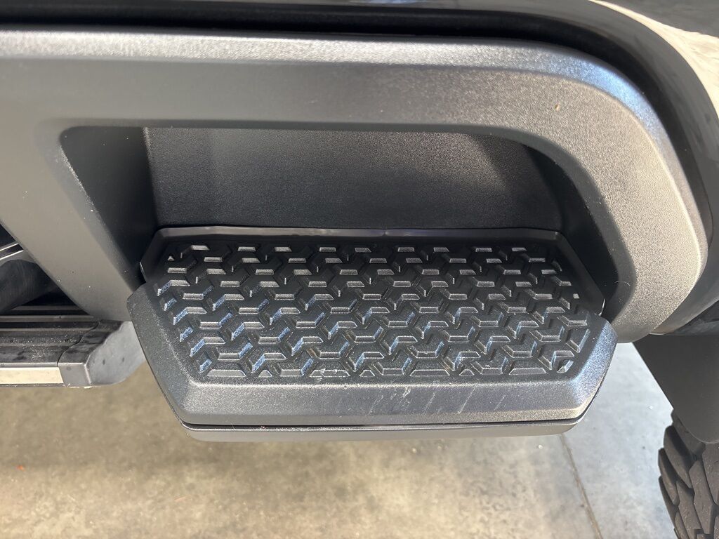 2022 Chevrolet Silverado 2500HD 4x4 Crew Cab High Country Minocqua WI