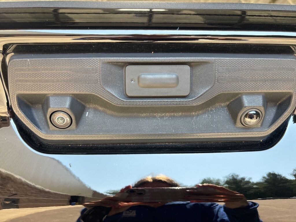 2022 Chevrolet Silverado 2500HD 4x4 Crew Cab High Country Minocqua WI