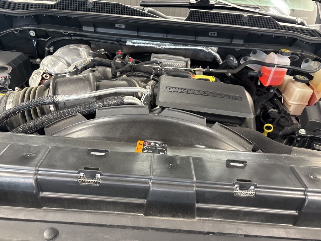 2022 Chevrolet Silverado 2500HD 4x4 Crew Cab High Country Minocqua WI