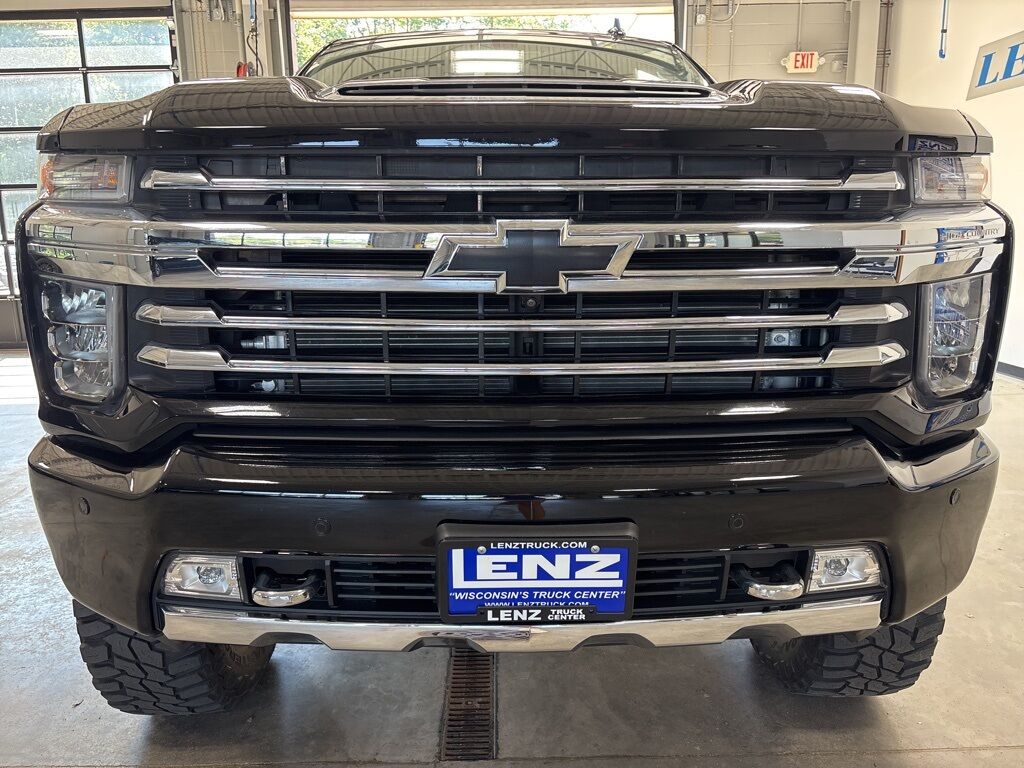 2022 Chevrolet Silverado 2500HD 4x4 Crew Cab High Country Minocqua WI