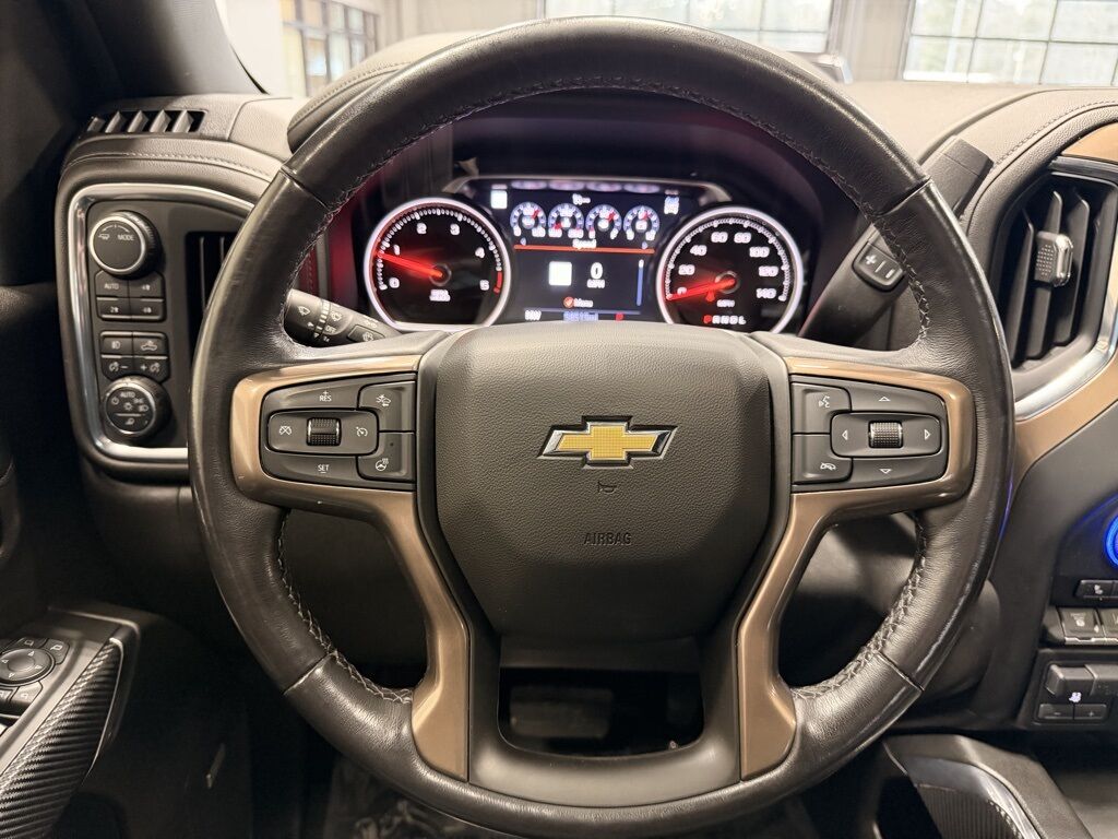 2022 Chevrolet Silverado 2500HD 4x4 Crew Cab High Country Minocqua WI