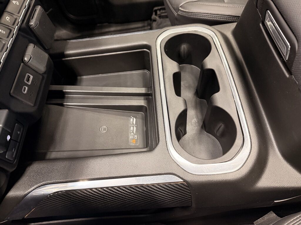 2022 Chevrolet Silverado 2500HD 4x4 Crew Cab High Country Minocqua WI