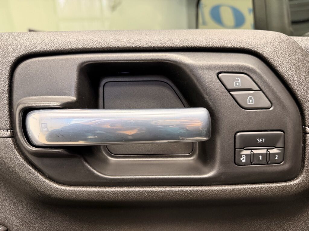 2022 Chevrolet Silverado 2500HD 4x4 Crew Cab High Country Minocqua WI