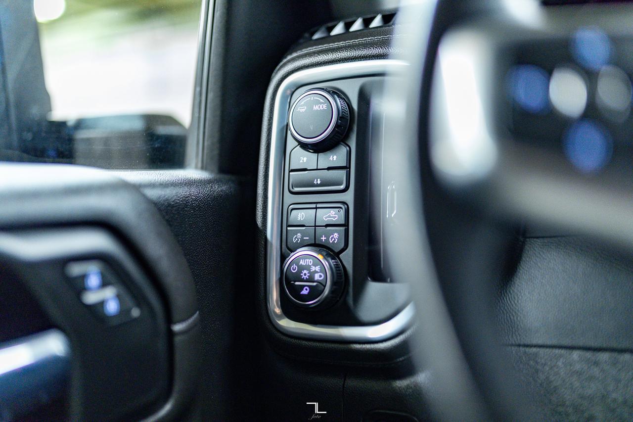 2022 Chevrolet Silverado 2500HD 4x4 Crew Cab LT Diesel BCam Red Deer AB