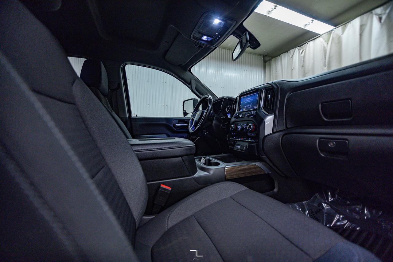 2022 Chevrolet Silverado 2500HD 4x4 Crew Cab LT Diesel BCam Red Deer AB