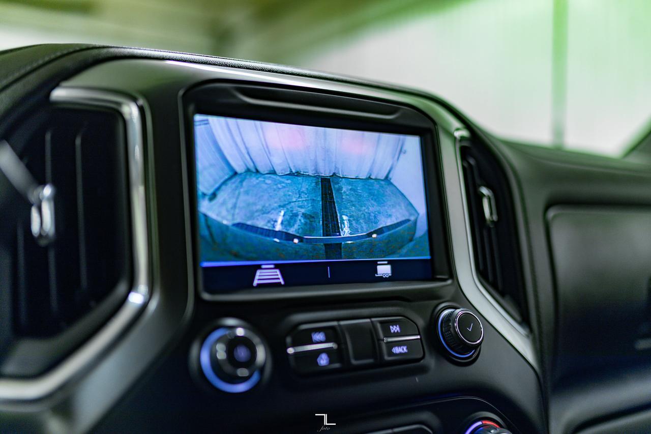 2022 Chevrolet Silverado 2500HD 4x4 Crew Cab LT Diesel BCam Red Deer AB