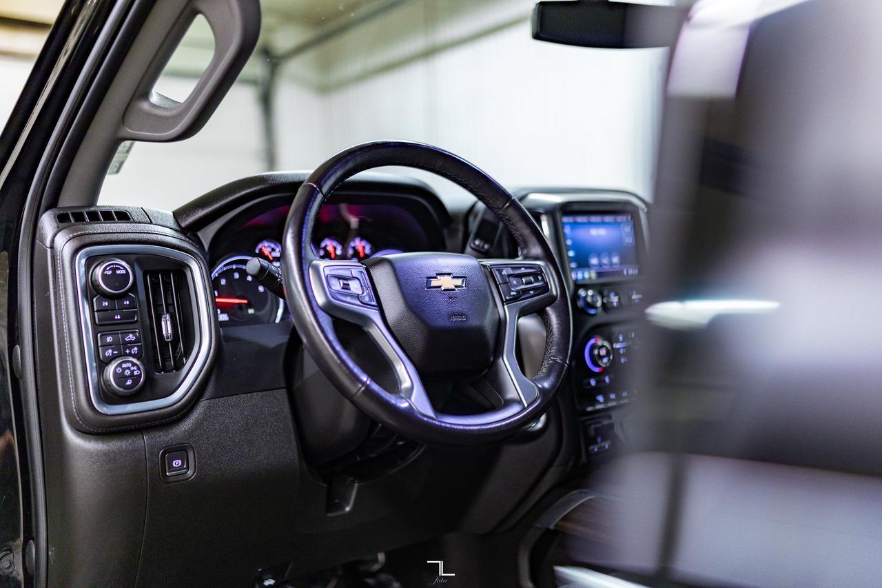 2022 Chevrolet Silverado 2500HD 4x4 Crew Cab LT Diesel BCam Red Deer AB