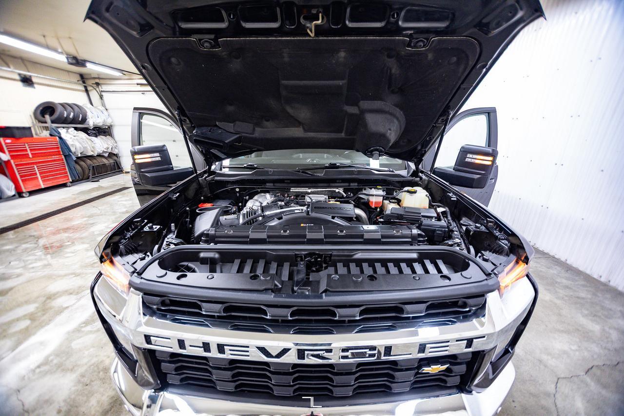 2022 Chevrolet Silverado 2500HD 4x4 Crew Cab LT Diesel BCam Red Deer AB