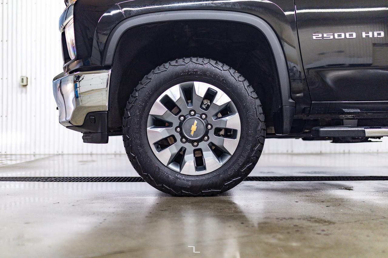 2022 Chevrolet Silverado 2500HD 4x4 Crew Cab LT Diesel BCam Red Deer AB