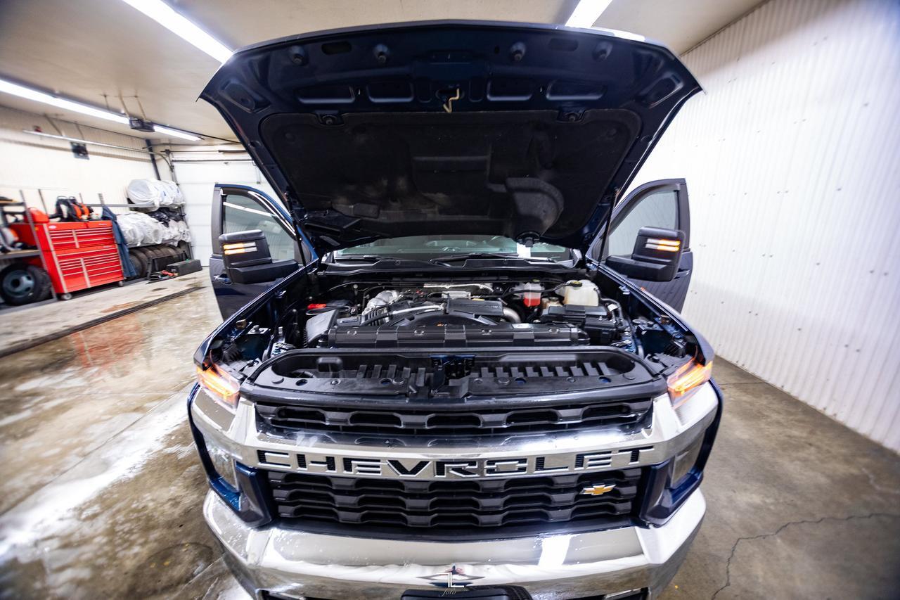 2022 Chevrolet Silverado 2500HD 4x4 Crew Cab LT Diesel PSeat BCam Red Deer AB