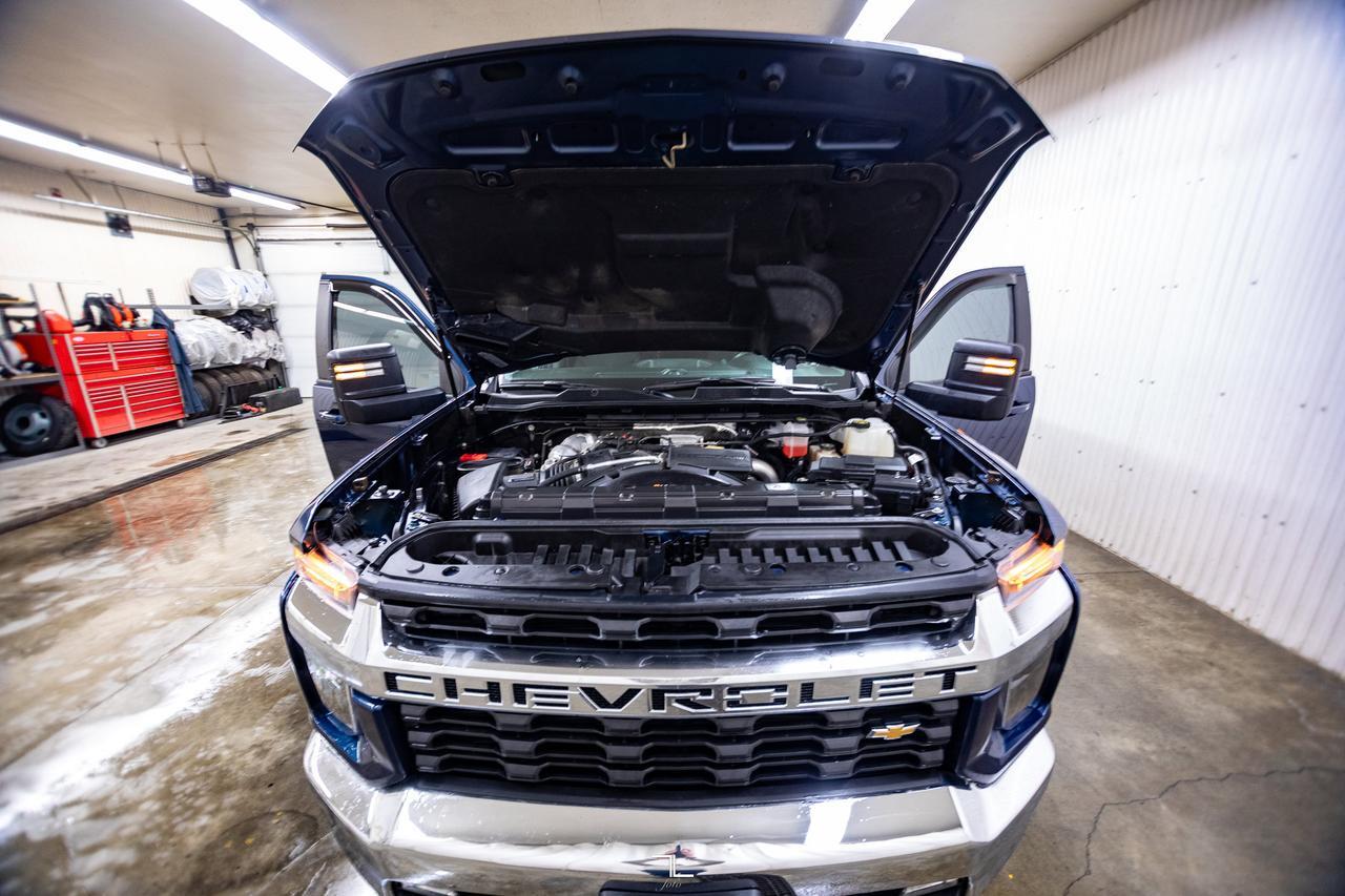 2022 Chevrolet Silverado 2500HD 4x4 Crew Cab LT Diesel PSeat BCam Red Deer AB