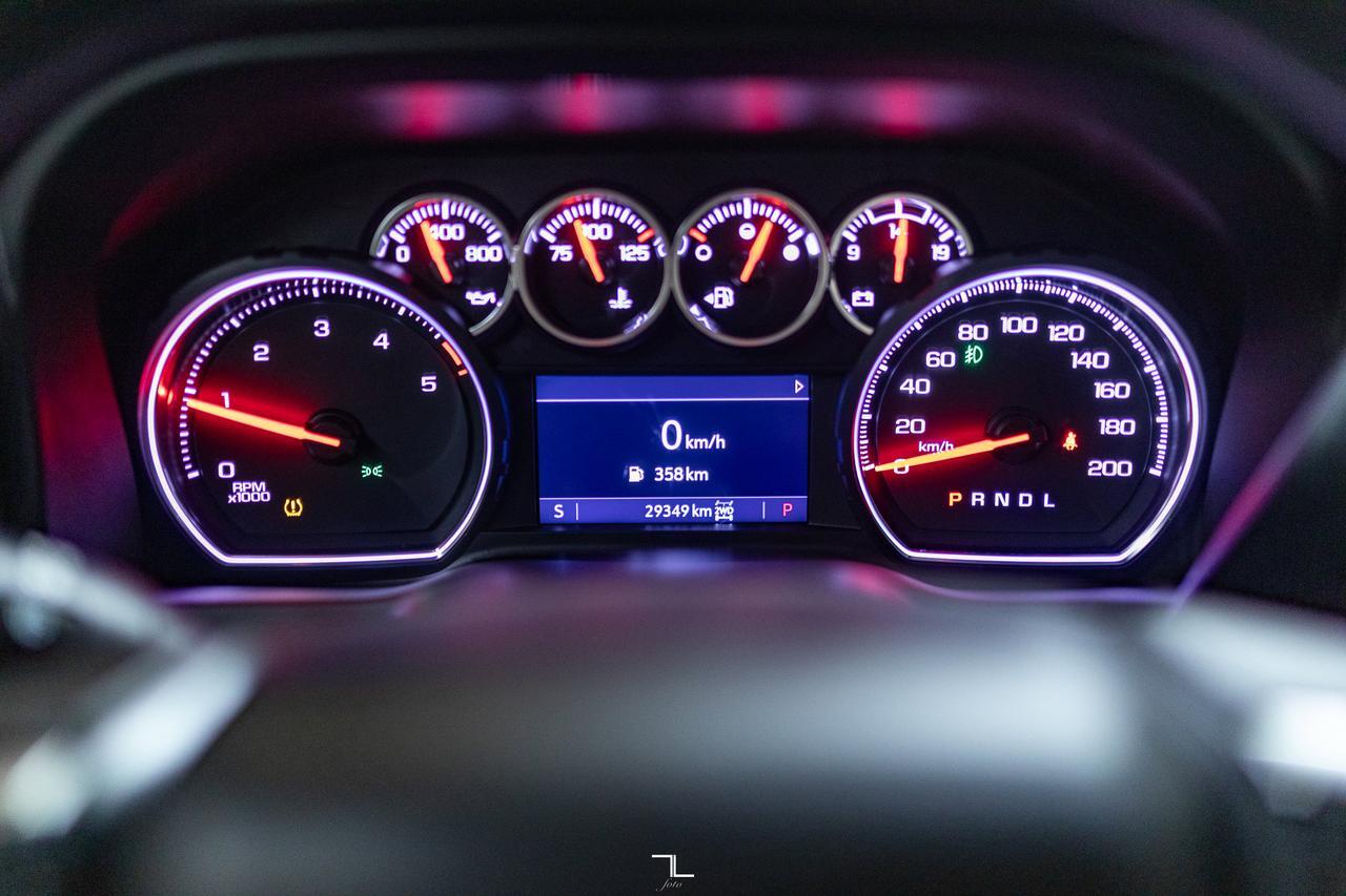 2022 Chevrolet Silverado 2500HD 4x4 Crew Cab LT Diesel PSeat BCam Red Deer AB