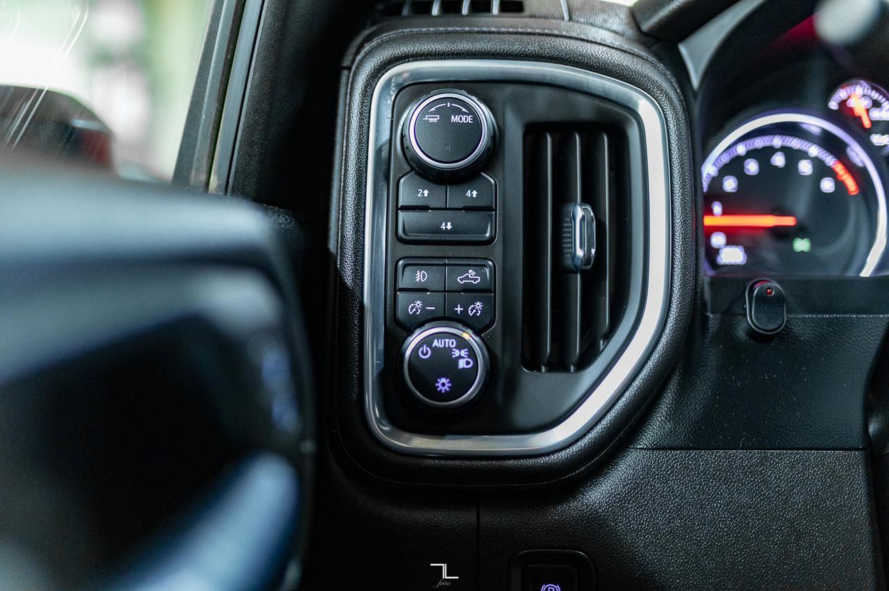 2022 Chevrolet Silverado 2500HD 4x4 Crew Cab LT PSeat BCam Red Deer AB