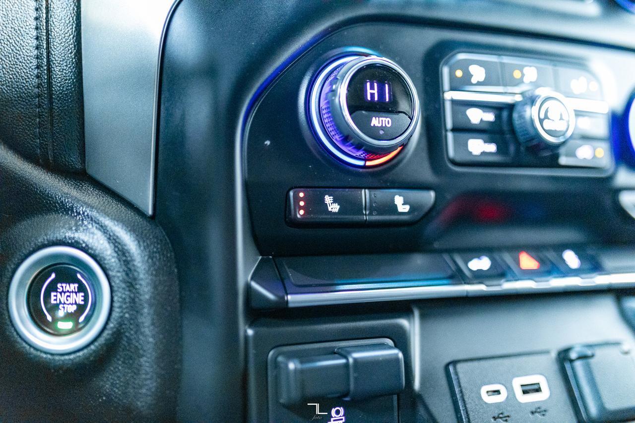 2022 Chevrolet Silverado 2500HD 4x4 Crew Cab LT PSeat BCam Topper Red Deer AB