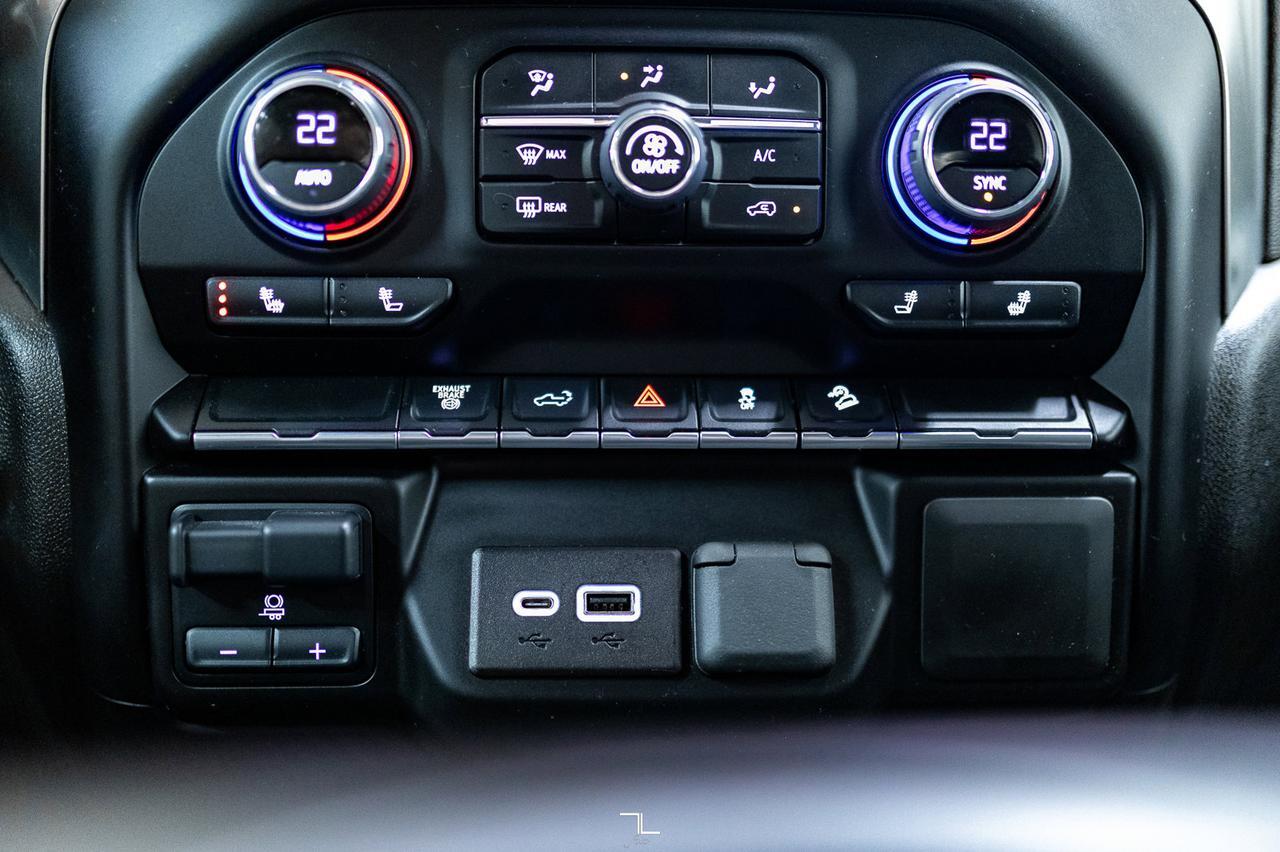 2022 Chevrolet Silverado 2500HD 4x4 Crew Cab LT Z71 Diesel BCam Red Deer AB