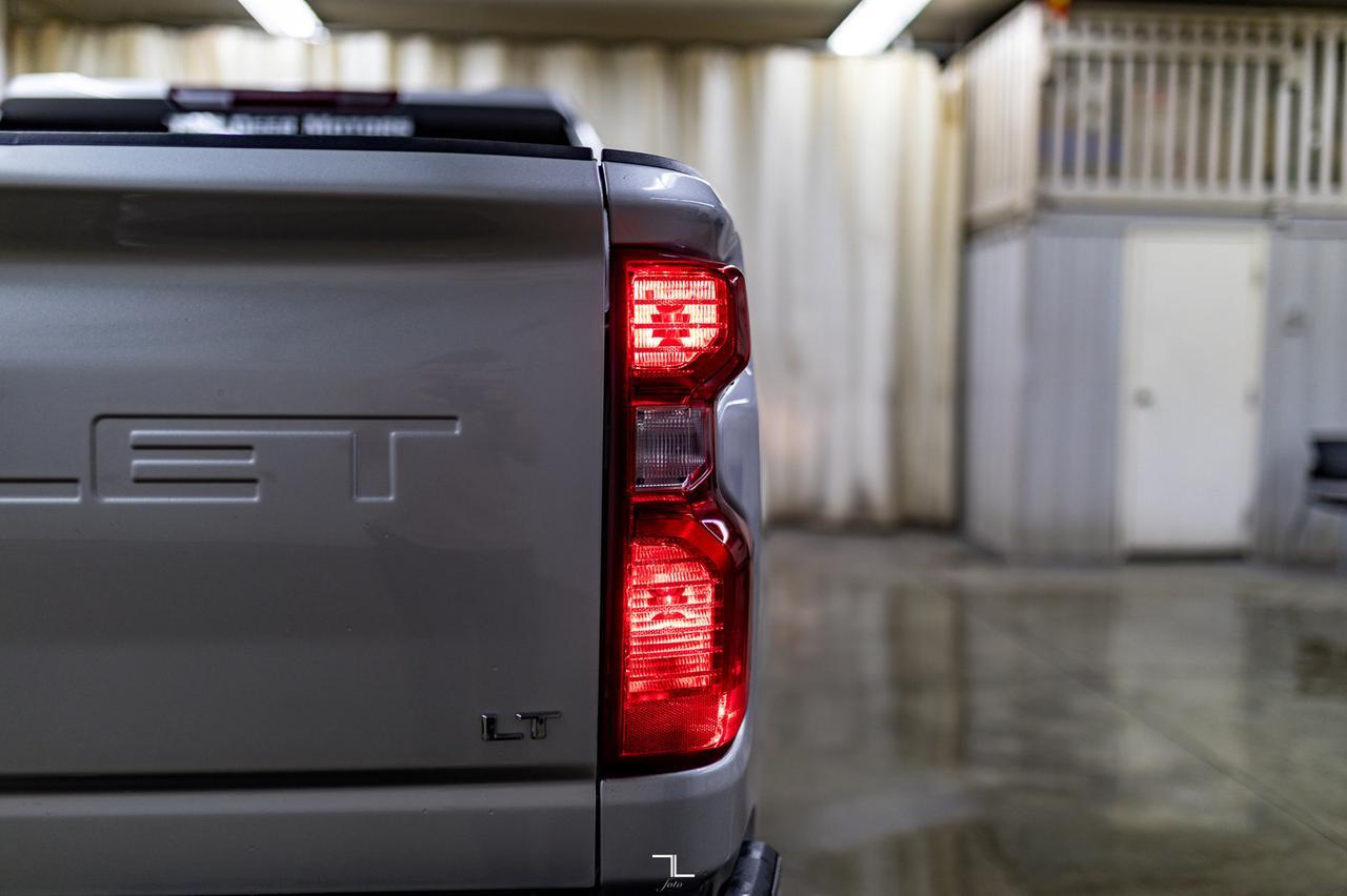 2022 Chevrolet Silverado 2500HD 4x4 Crew Cab LT Z71 Diesel BCam Red Deer AB