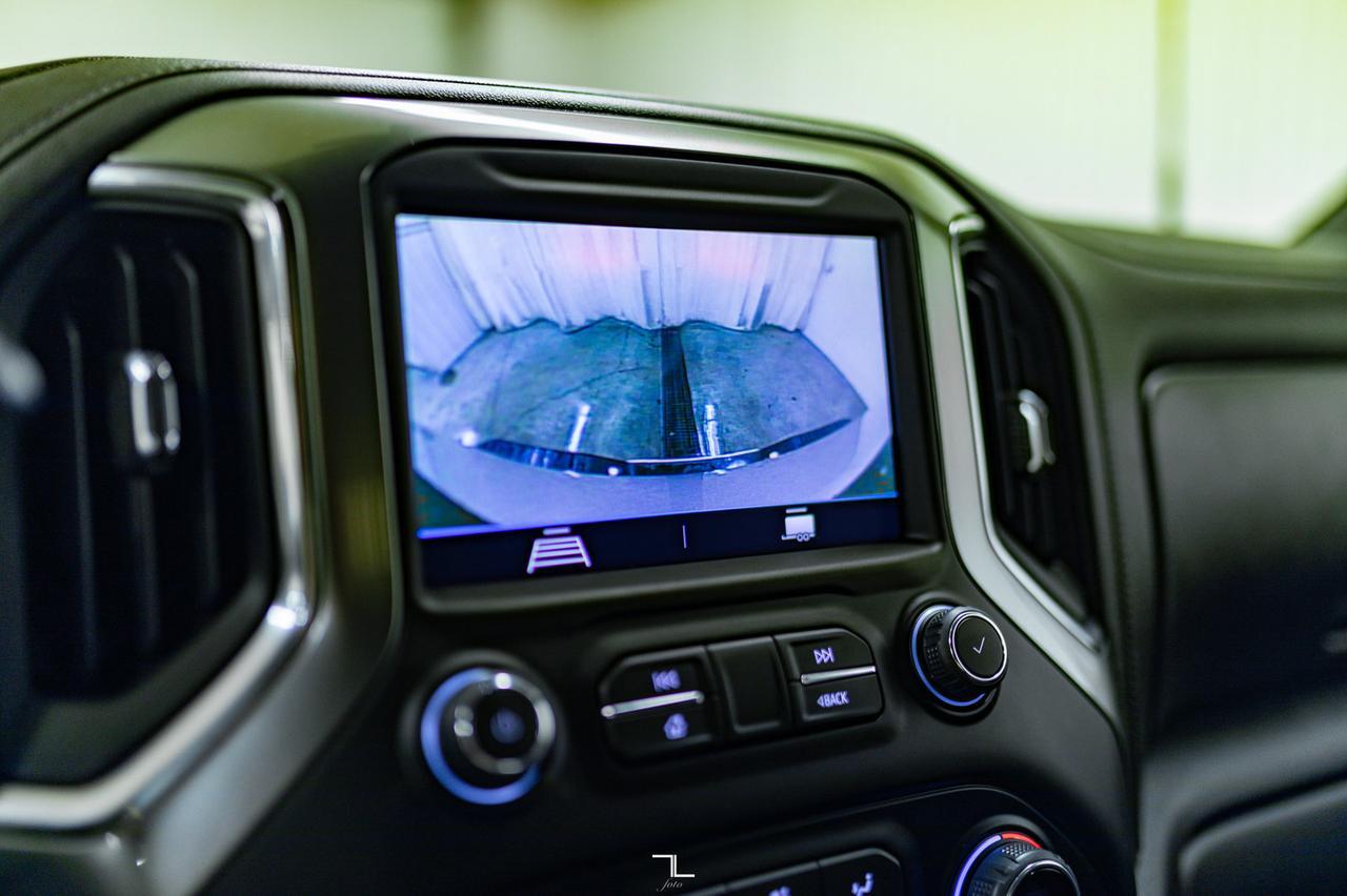 2022 Chevrolet Silverado 2500HD 4x4 Crew Cab LT Z71 Diesel BCam Red Deer AB