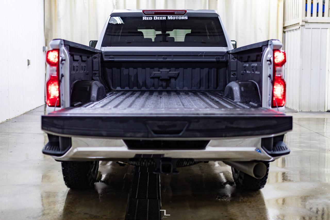 2022 Chevrolet Silverado 2500HD 4x4 Crew Cab LT Z71 Diesel BCam Red Deer AB