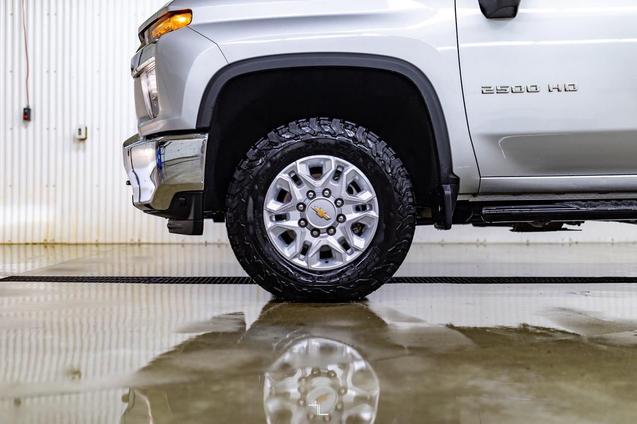 2022 Chevrolet Silverado 2500HD 4x4 Crew Cab LT Z71 Diesel BCam Red Deer AB
