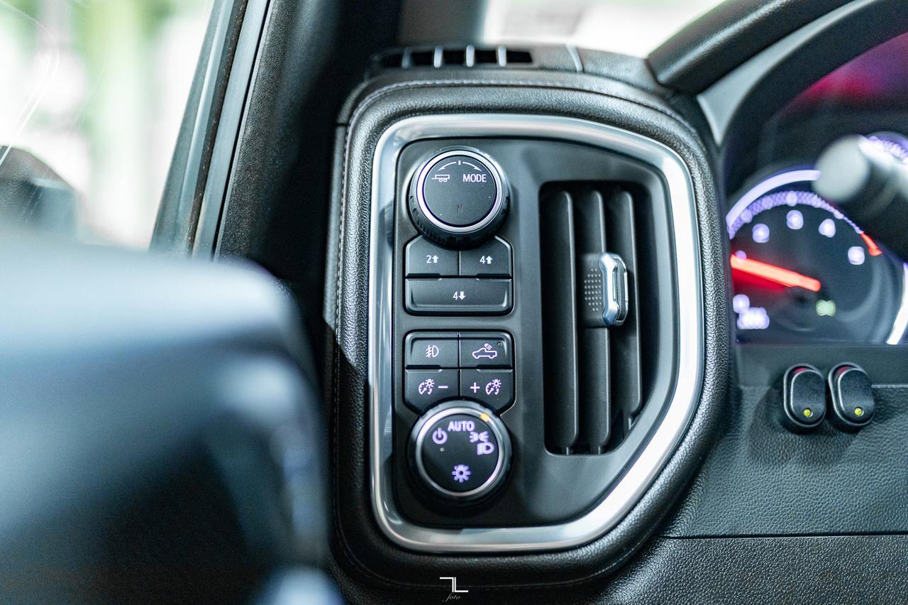 2022 Chevrolet Silverado 2500HD 4x4 Crew Cab LT Z71 Diesel PSeat BCam Red Deer AB