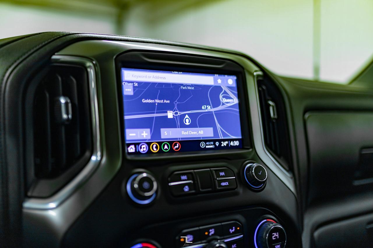 2022 Chevrolet Silverado 2500HD 4x4 Crew Cab LTZ Z71 Leather Roof Nav BCam Red Deer AB