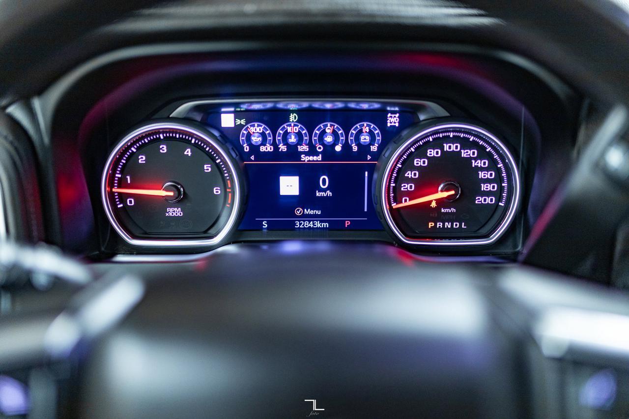 2022 Chevrolet Silverado 2500HD 4x4 Crew Cab LTZ Z71 Leather Roof Nav BCam Red Deer AB