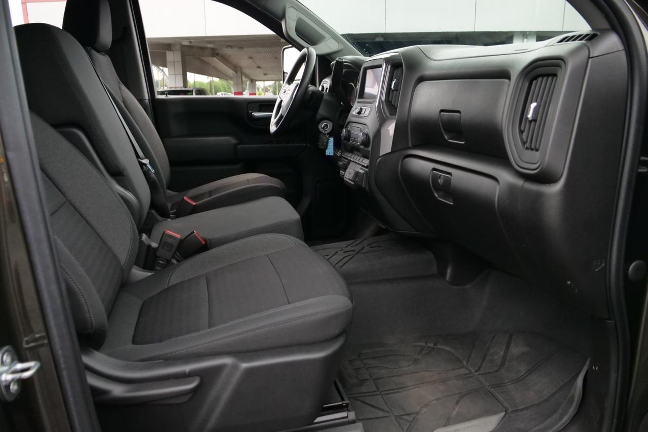 2022 Chevrolet Silverado 2500HD Custom 4X4 / 5th Wheel Package / 6.6L V8! Lincolnton NC