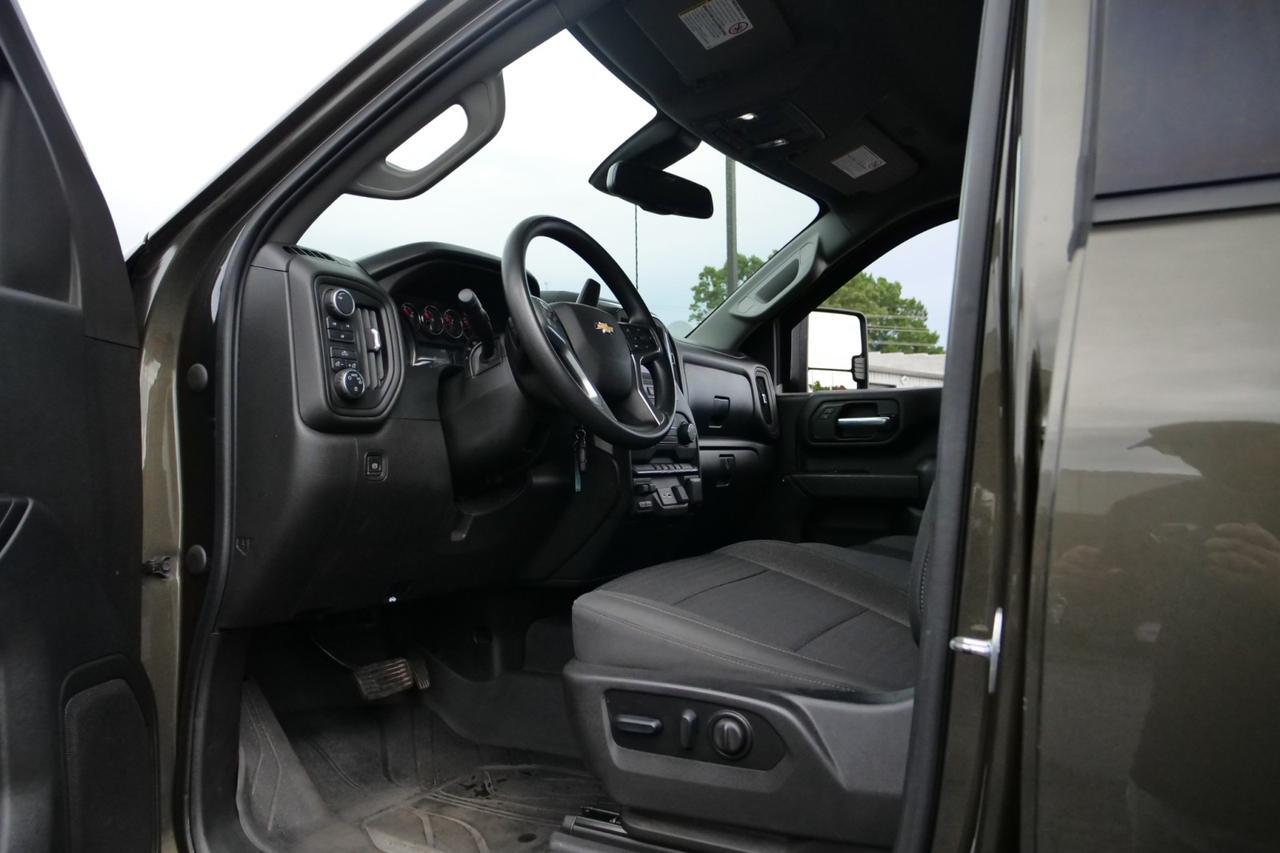 2022 Chevrolet Silverado 2500HD Custom 4X4 / 5th Wheel Package / 6.6L V8! Lincolnton NC