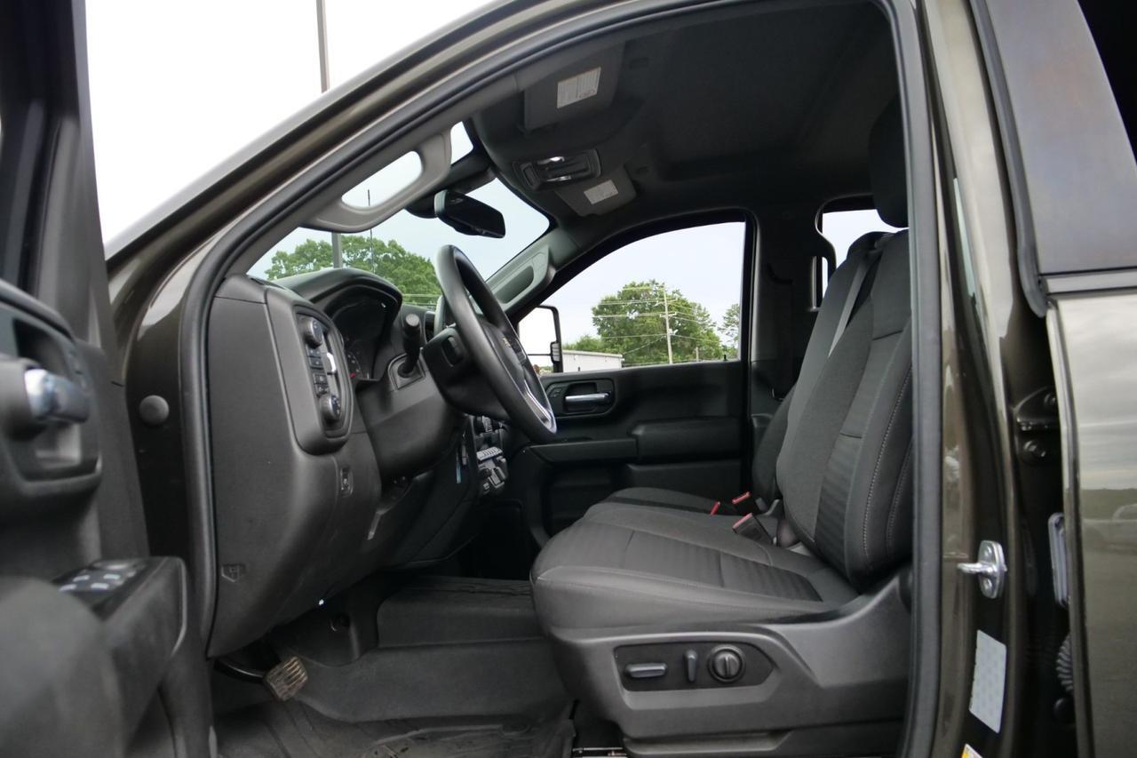 2022 Chevrolet Silverado 2500HD Custom 4X4 / 5th Wheel Package / 6.6L V8! Lincolnton NC
