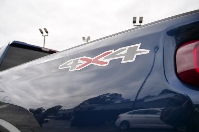 2022 Chevrolet Silverado 2500HD Custom 4X4 / Duramax V8 Diesel / Value Package! High Point NC