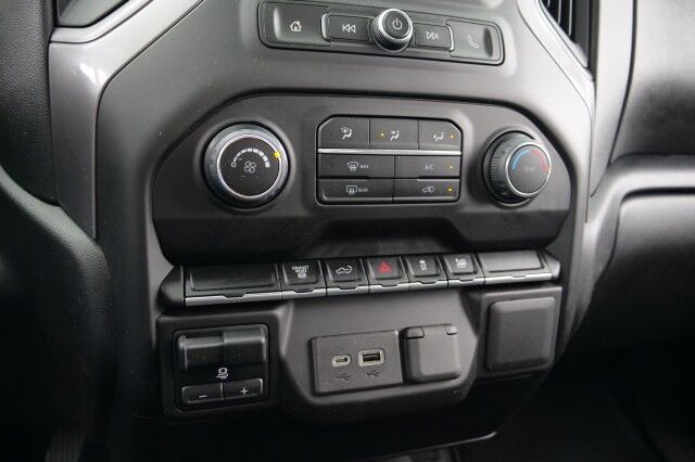 2022 Chevrolet Silverado 2500HD Custom 4X4 / Duramax V8 Diesel / Value Package! High Point NC