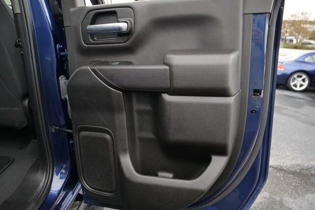 2022 Chevrolet Silverado 2500HD Custom 4X4 / Duramax V8 Diesel / Value Package! High Point NC