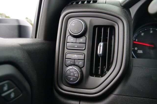 2022 Chevrolet Silverado 2500HD Custom 4X4 / Duramax V8 Diesel / Value Package! High Point NC