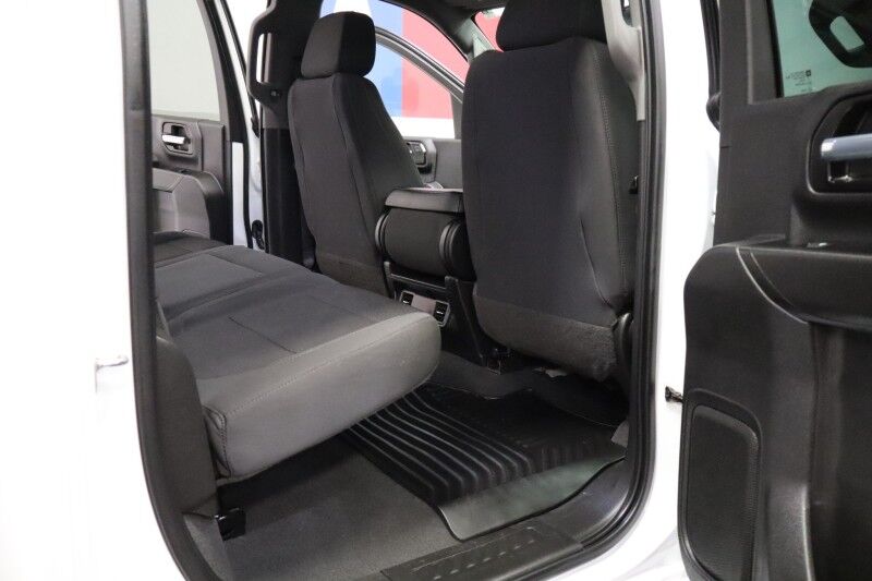 2022 Chevrolet Silverado 2500HD Custom 6.6L Gas V8 Camera 5th Wheel 33in Tires FREE WARRANTY Arlington TX