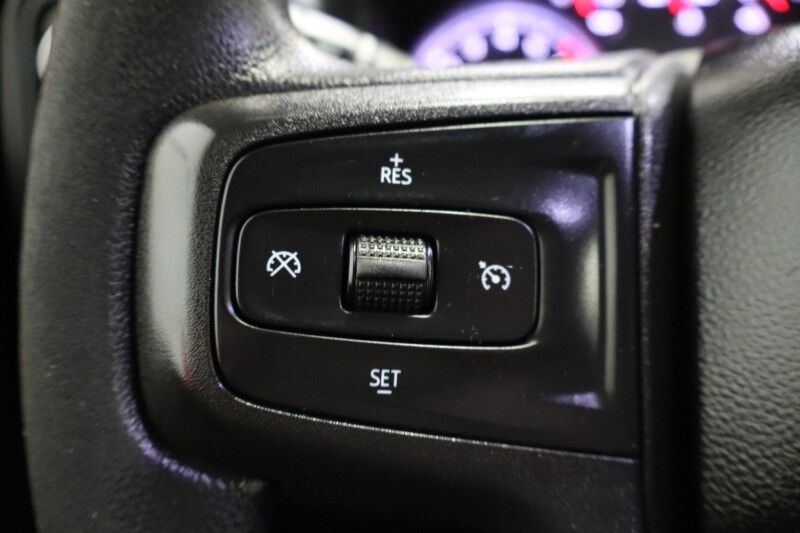 2022 Chevrolet Silverado 2500HD Custom 6.6L Gas V8 Camera 5th Wheel 33in Tires FREE WARRANTY Arlington TX
